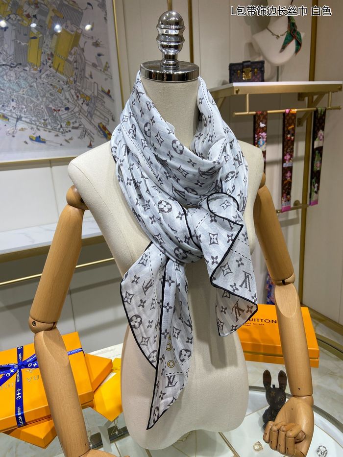 Louis Vuitton Scarf LVS00025